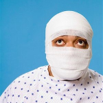 Всё больше людей делают пластические операции. Вот почему