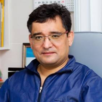 Профессор Арслан Пенаев