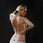 Пышная грудь вызывает боли