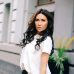 Элина Камирен сделала ринопластику