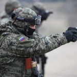 Военнослужащие в РФ делают липосакцию