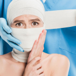 Закрытие клиник пластической хирургии в России продолжается