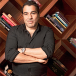 Пластический хирург Бернар Айот