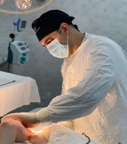 Пластический хирург Вардан Аршакян