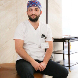 Пластический хирург Карен Пайтян