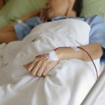 В США хирург и медсестра обвиняется в смерти пациентки