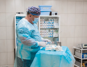 Пластический хирург Виктор Самарцев