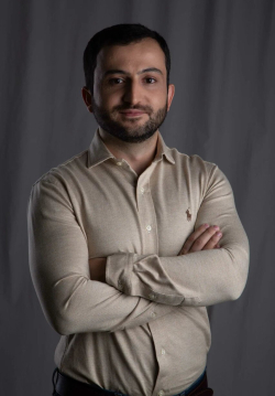 Карен Пайтян