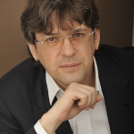 Пластический хирург Дмитрий Крысин