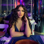 Азербайджанская модель Лейла Мирзалиева пострадала от неудачной пластической операции.