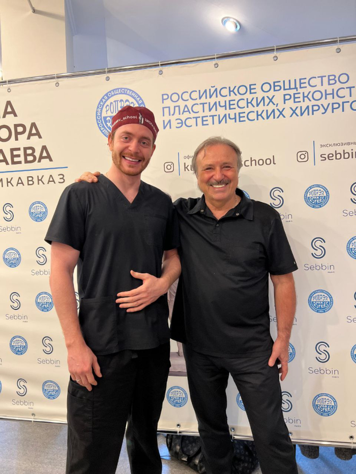 Пластические хирурги Олег Снигирь и Казбек Кудзаев