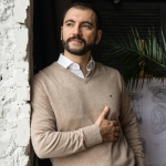 Вугар Алиев