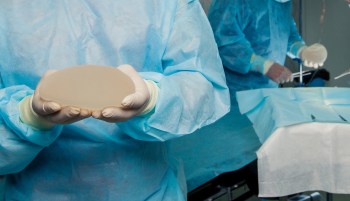 Повторная маммопластика: замена грудных имплантов