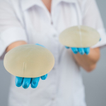 Операции по увеличению груди в Москве вдвое дороже в этом году