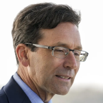 Хирург выплатит миллионы долларов за подделку отзывов	