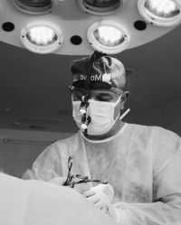 Пластический хирург Антон Гладышев